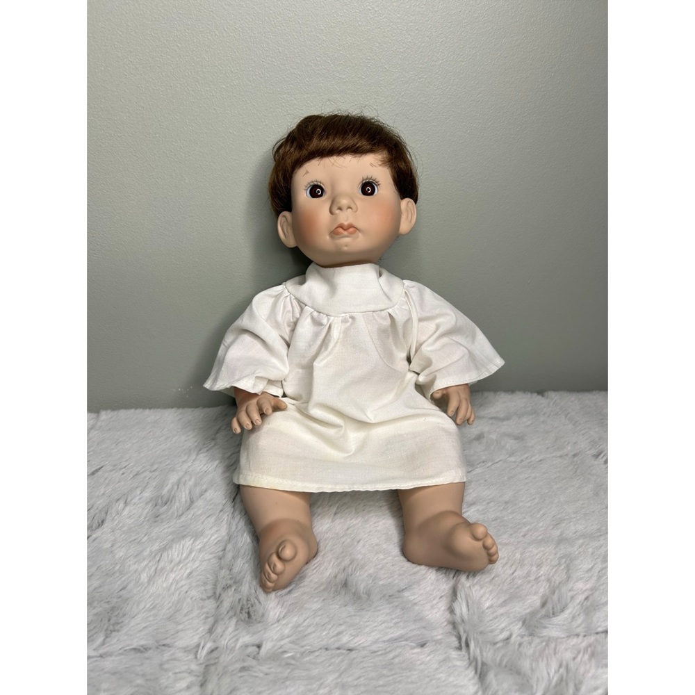 Vintage Lee Middleton 14" 1979
Little Angel Pouty Face
Collectors Baby Doll Boy